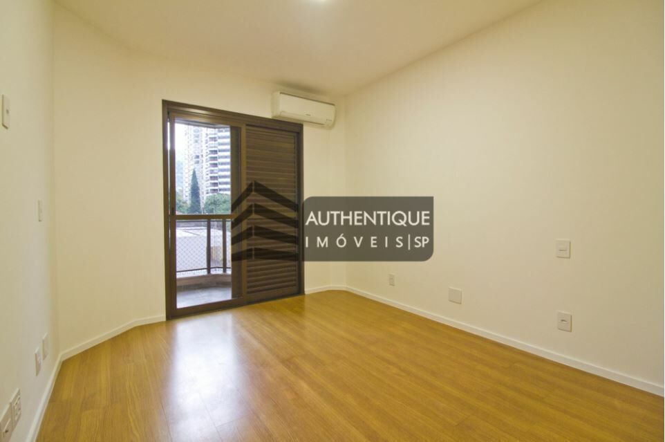 Apartamento à venda com 4 quartos, 196m² - Foto 24