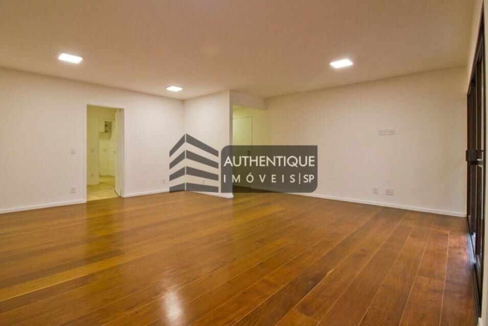 Apartamento à venda com 4 quartos, 196m² - Foto 20