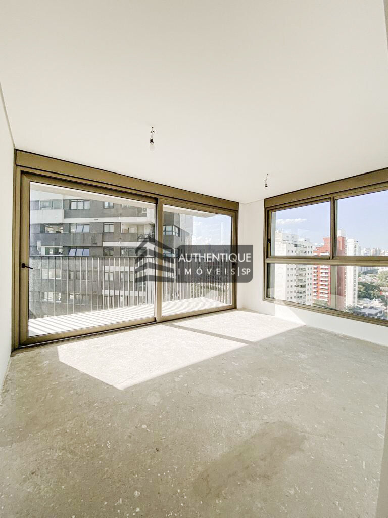 Apartamento à venda com 4 quartos, 231m² - Foto 4