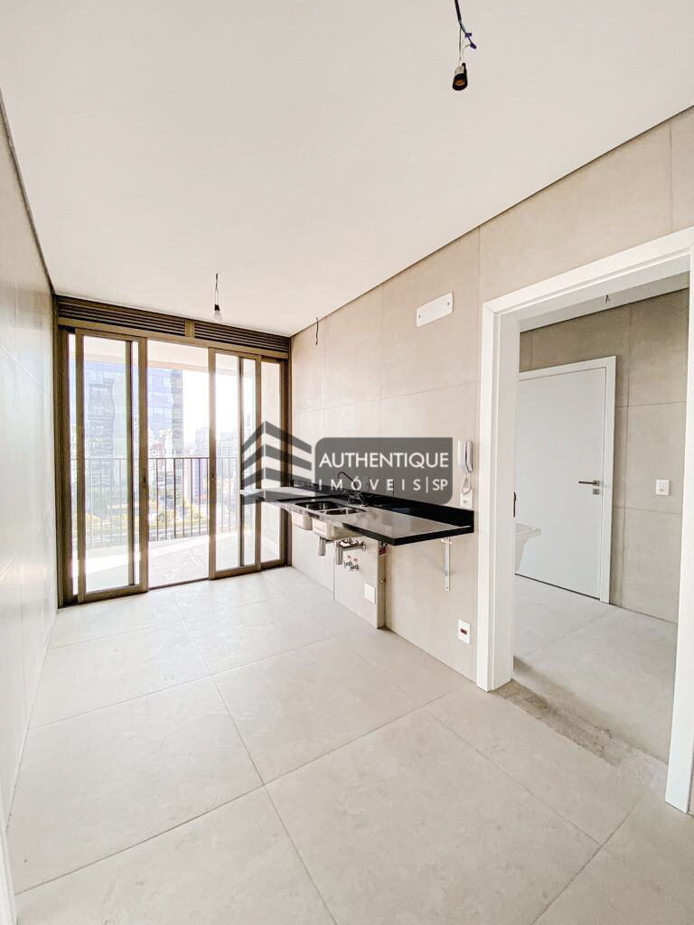 Apartamento à venda com 4 quartos, 231m² - Foto 7