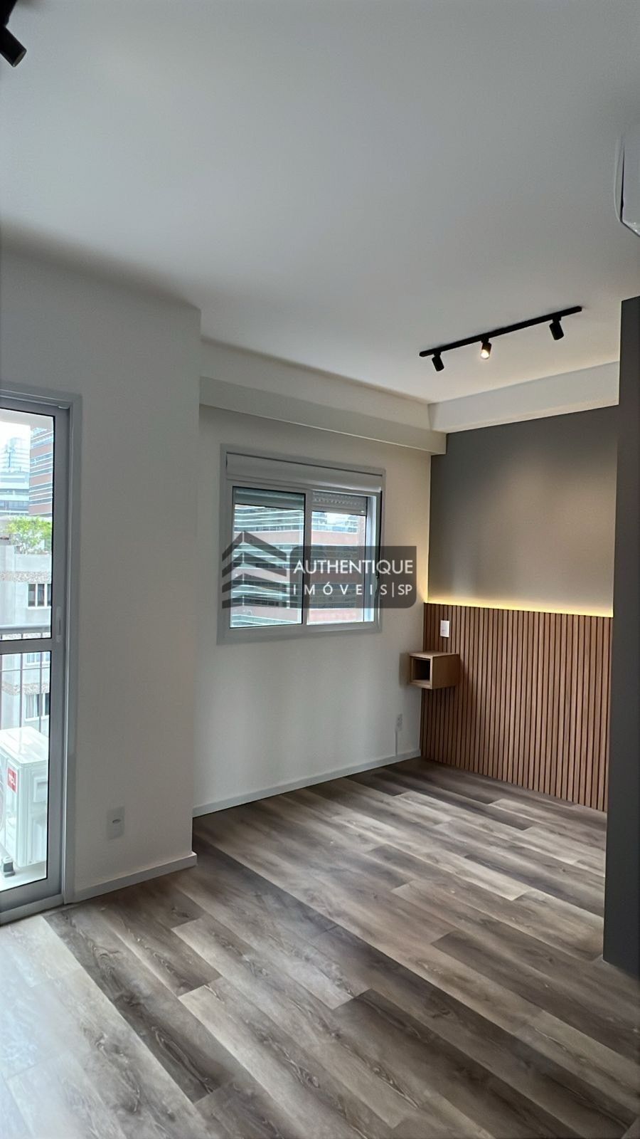 Apartamento à venda com 1 quarto, 24m² - Foto 1