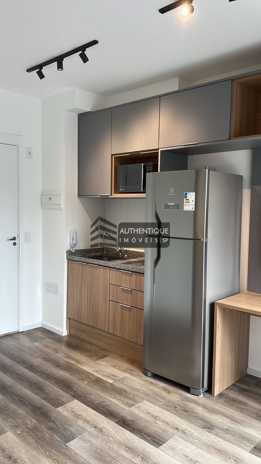 Apartamento à venda com 1 quarto, 24m² - Foto 4