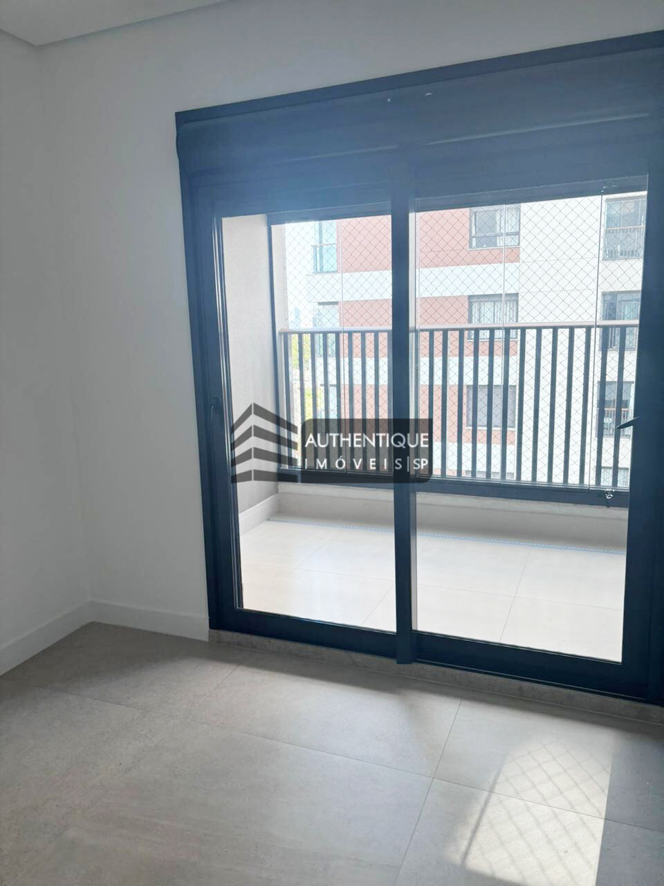 Apartamento à venda com 3 quartos, 195m² - Foto 18