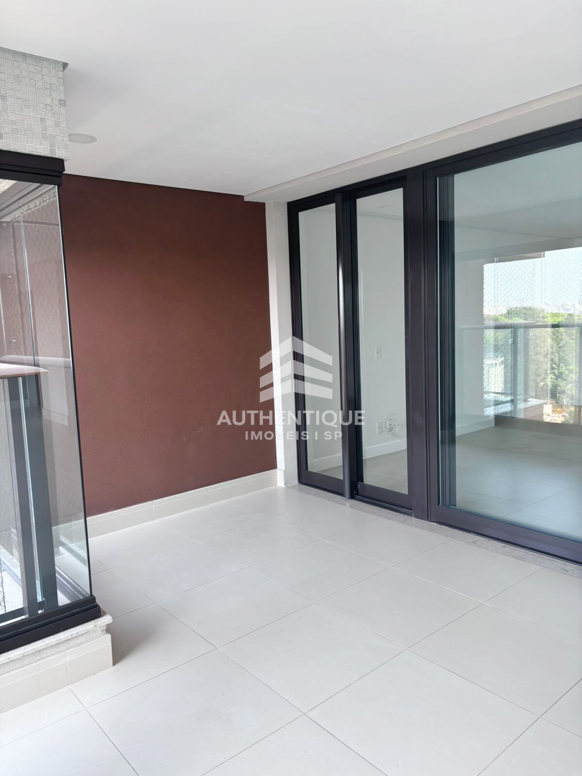 Apartamento, 3 quartos, 195 m² - Foto 2