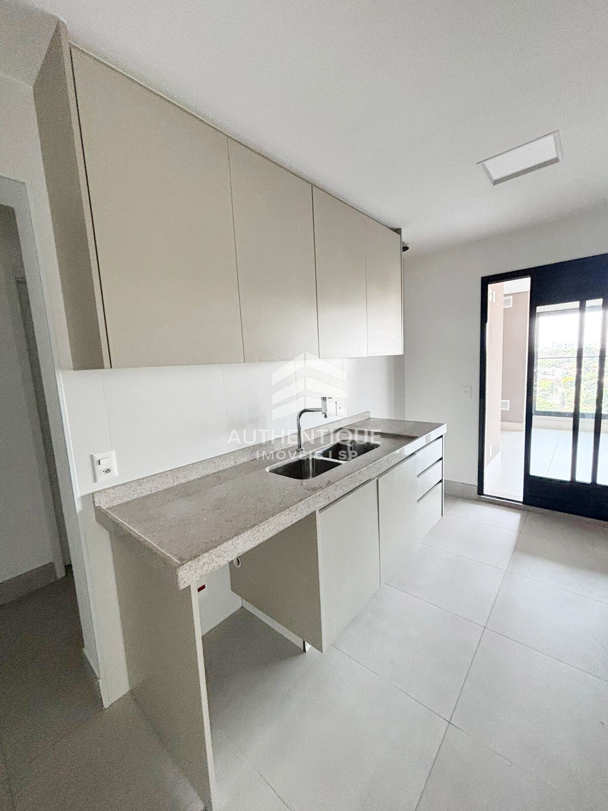 Apartamento, 3 quartos, 195 m² - Foto 4