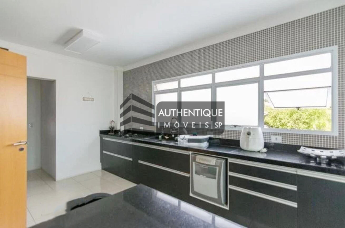 Apartamento à venda com 3 quartos, 145m² - Foto 8