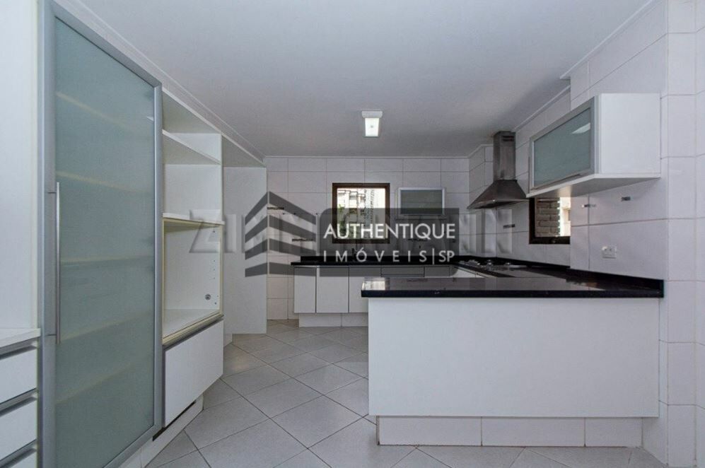 Apartamento à venda com 4 quartos, 234m² - Foto 9