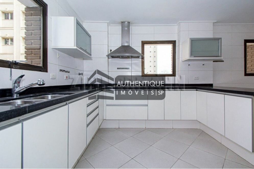 Apartamento à venda com 4 quartos, 234m² - Foto 8