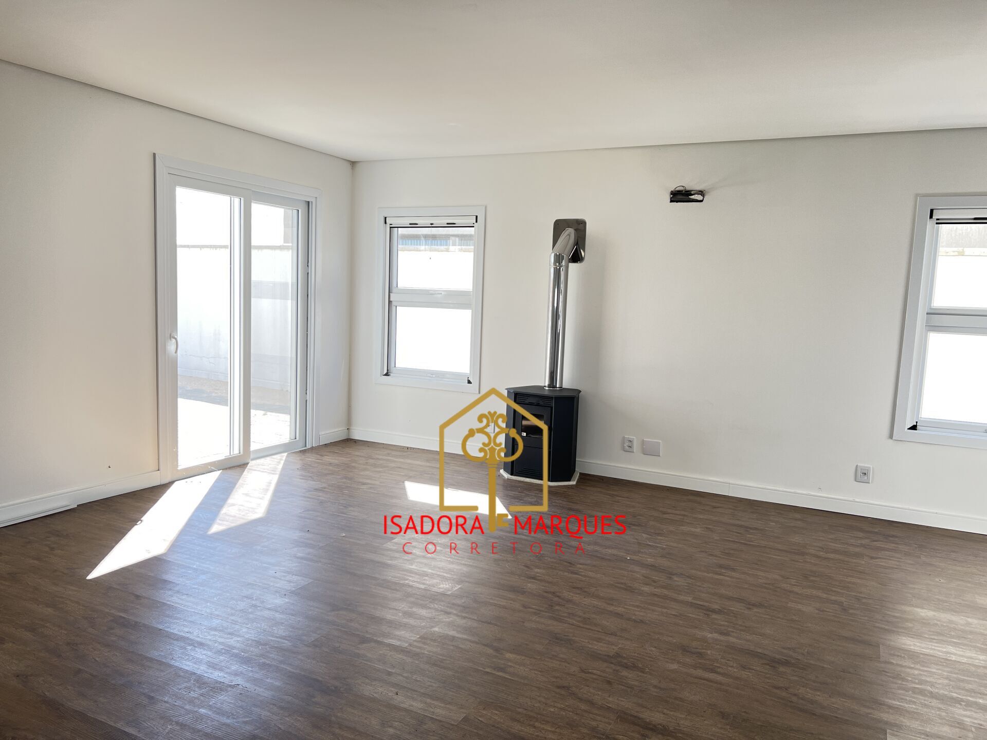 Casa de Condomínio de 4 quartos, 223m² no bairro Laranjal, em Pelotas | Eu Corretor
