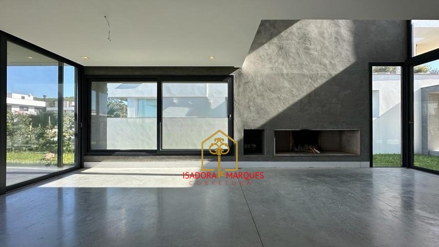 Casa de 4 quartos, 300m² no bairro Laranjal, em Pelotas | Eu Corretor