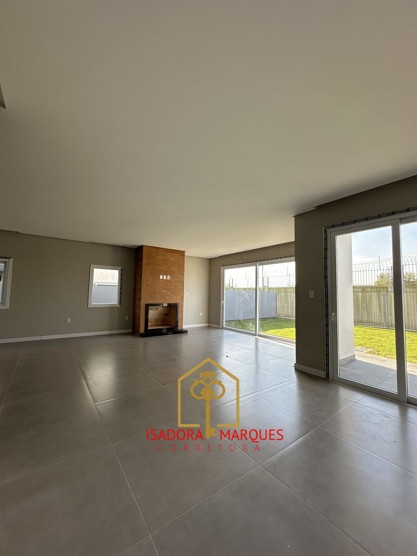 Casa de Condomínio de 4 quartos, 235m² no bairro Laranjal, em Pelotas | Eu Corretor