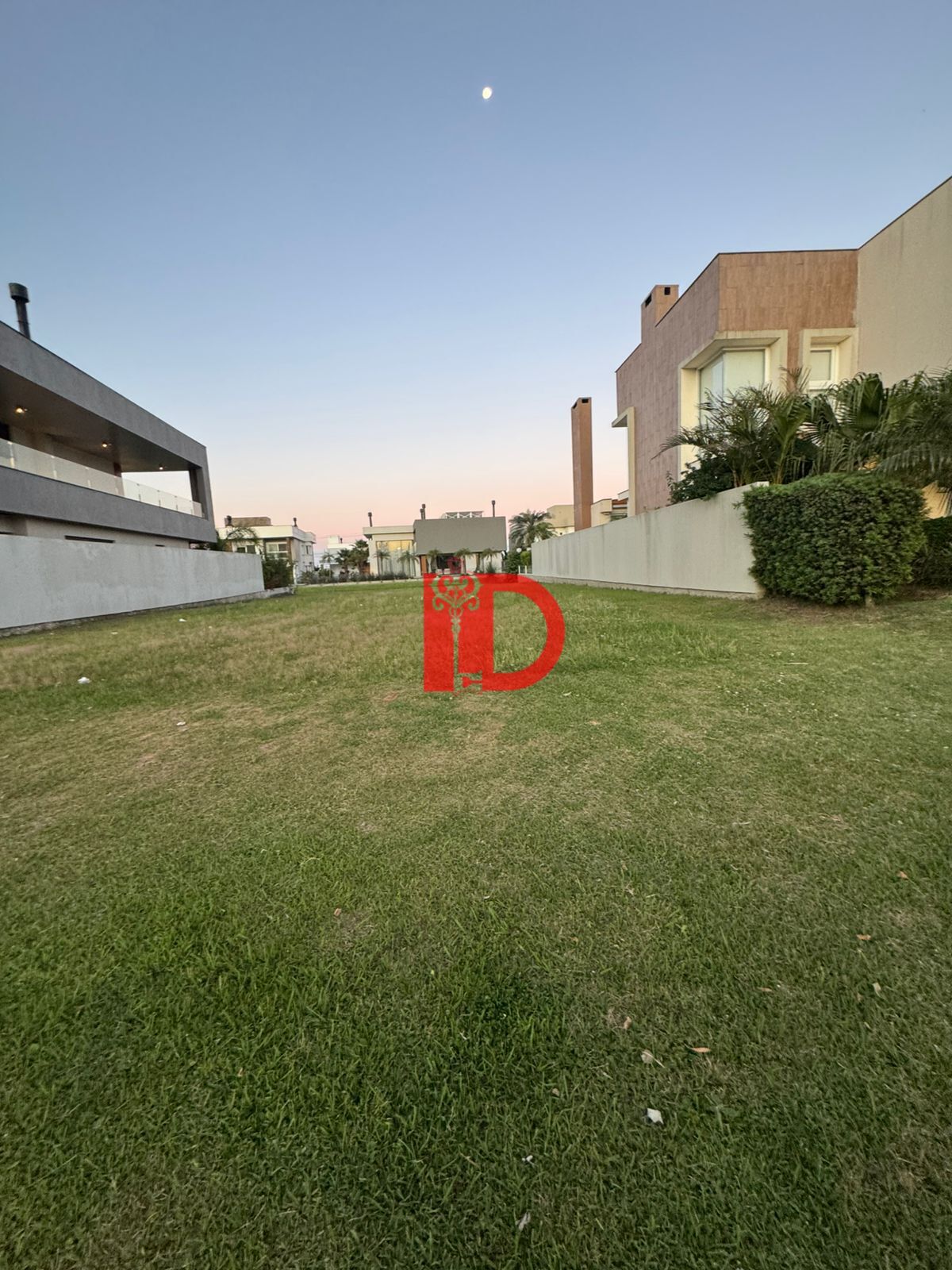 Lote/Terreno de 420m² no bairro Laranjal, em Pelotas | Eu Corretor