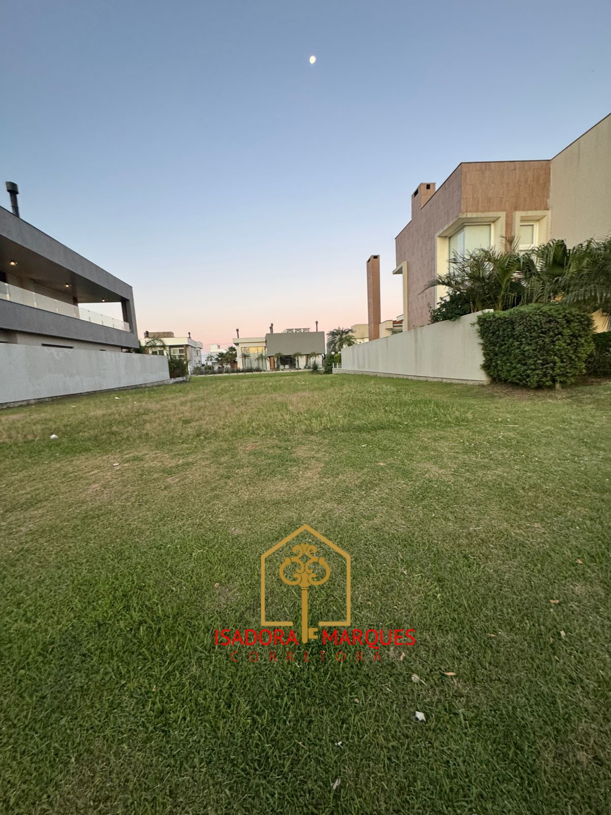 Lote/Terreno de 420m² no bairro Laranjal, em Pelotas | Eu Corretor