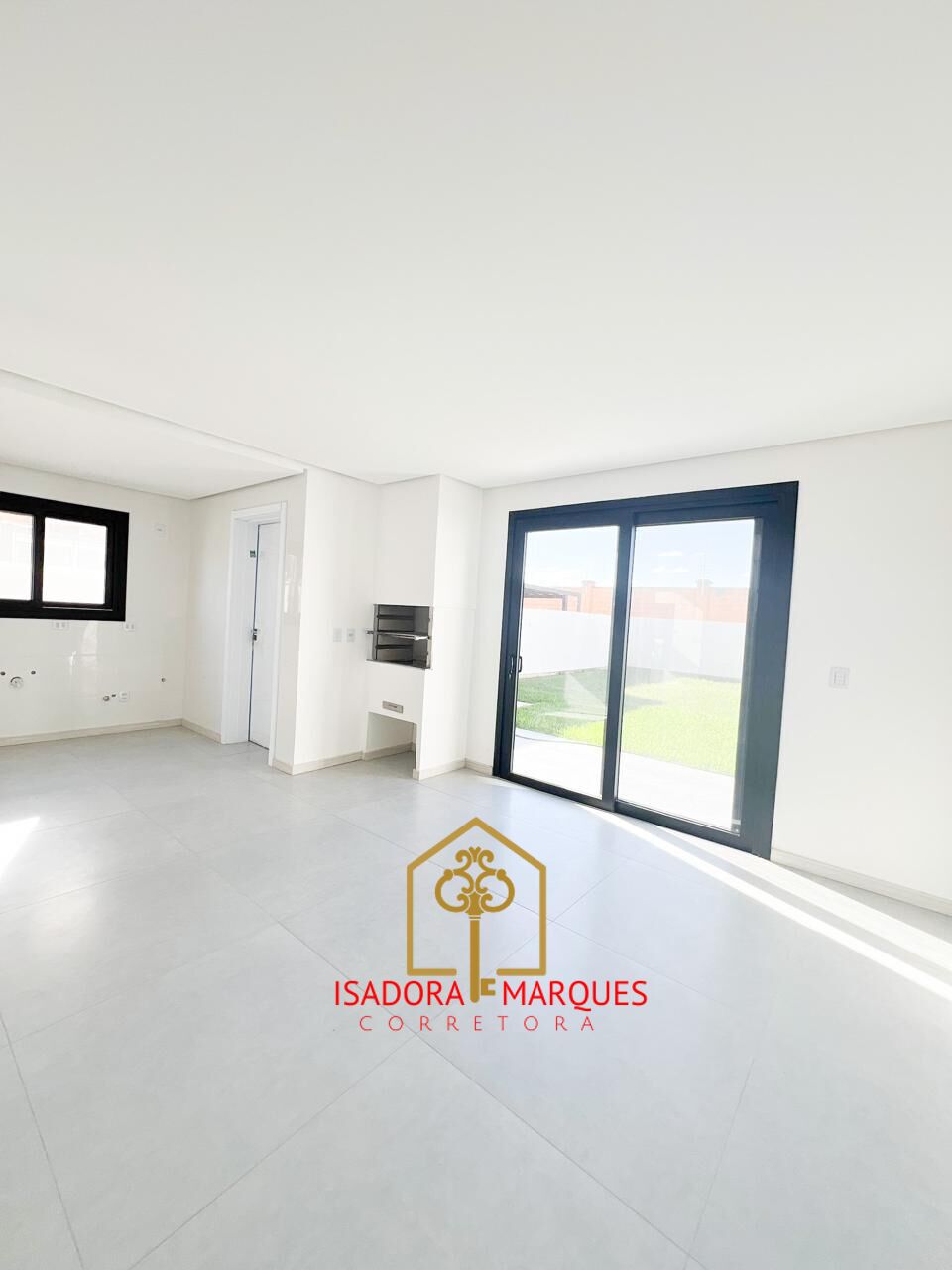 Casa de Condomínio de 3 quartos, 400m² no bairro Laranjal, em Pelotas | Eu Corretor