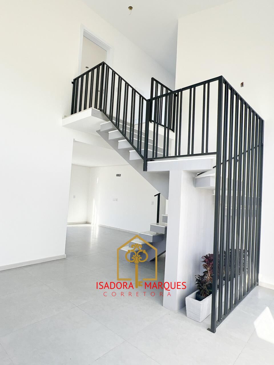 Casa de Condomínio de 3 quartos, 400m² no bairro Laranjal, em Pelotas | Eu Corretor