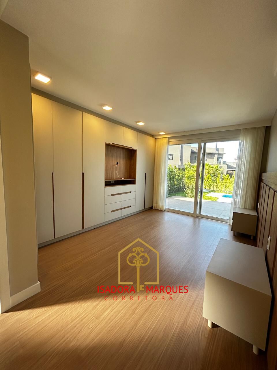 Casa de 3 quartos, 251m² no bairro Laranjal, em Pelotas | Eu Corretor