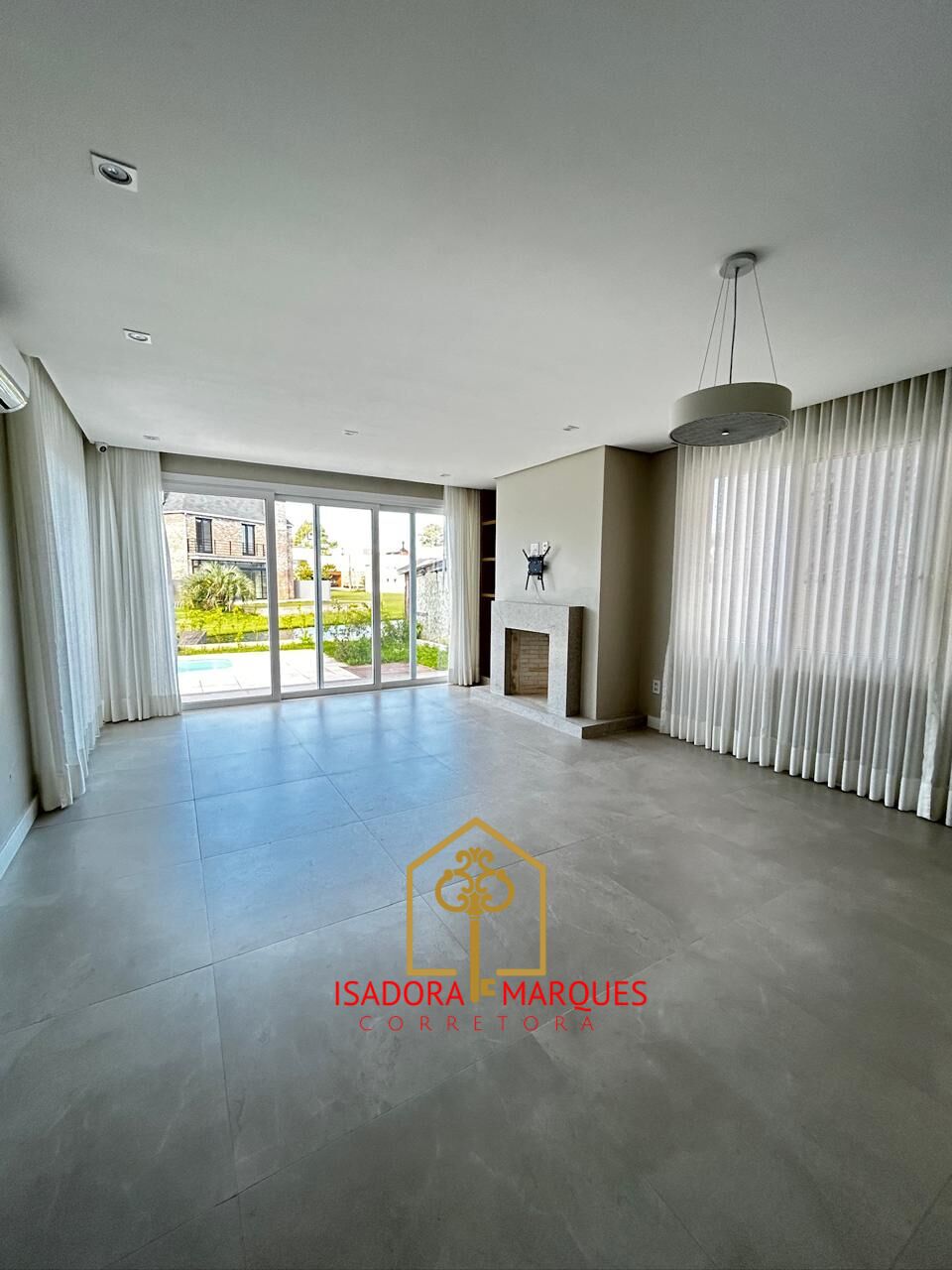 Casa de 3 quartos, 251m² no bairro Laranjal, em Pelotas | Eu Corretor