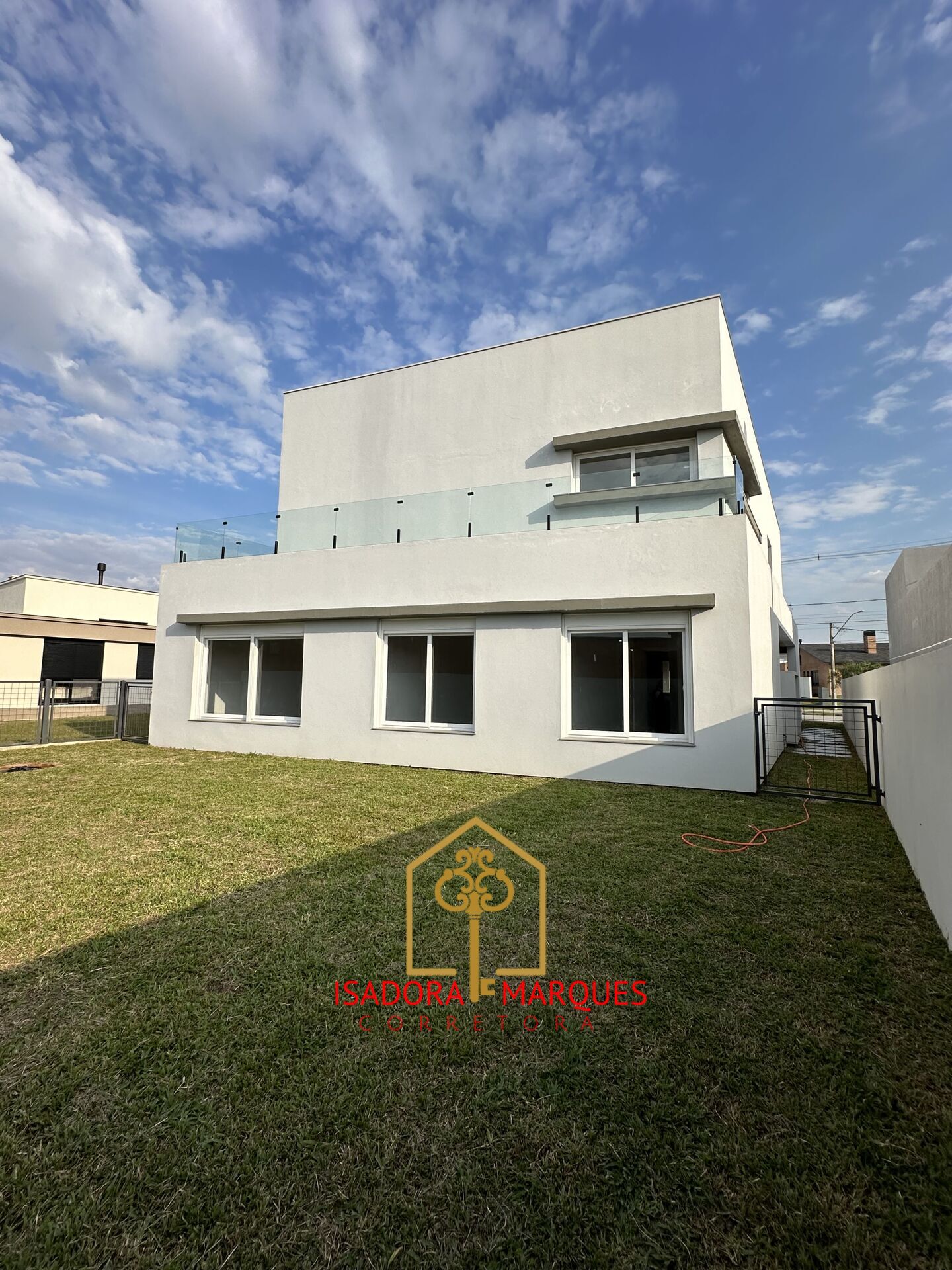 Casa de Condomínio de 3 quartos, 293m² no bairro Laranjal, em Pelotas | Eu Corretor