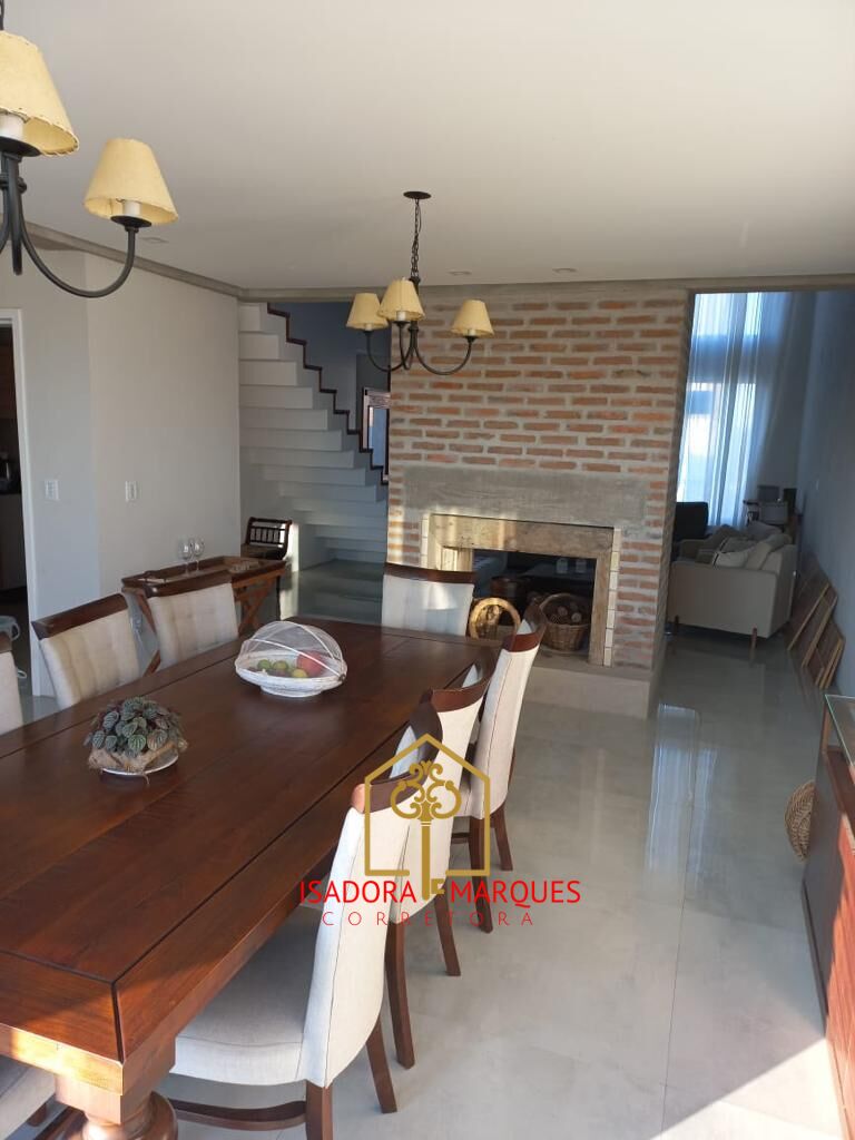 Casa de 3 quartos, 275m² no bairro Laranjal, em Pelotas | Eu Corretor