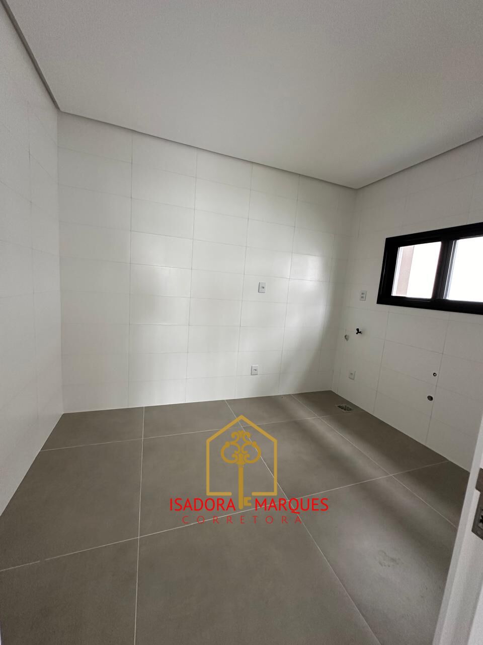 Casa de 3 quartos, 150m² no bairro Laranjal, em Pelotas | Eu Corretor