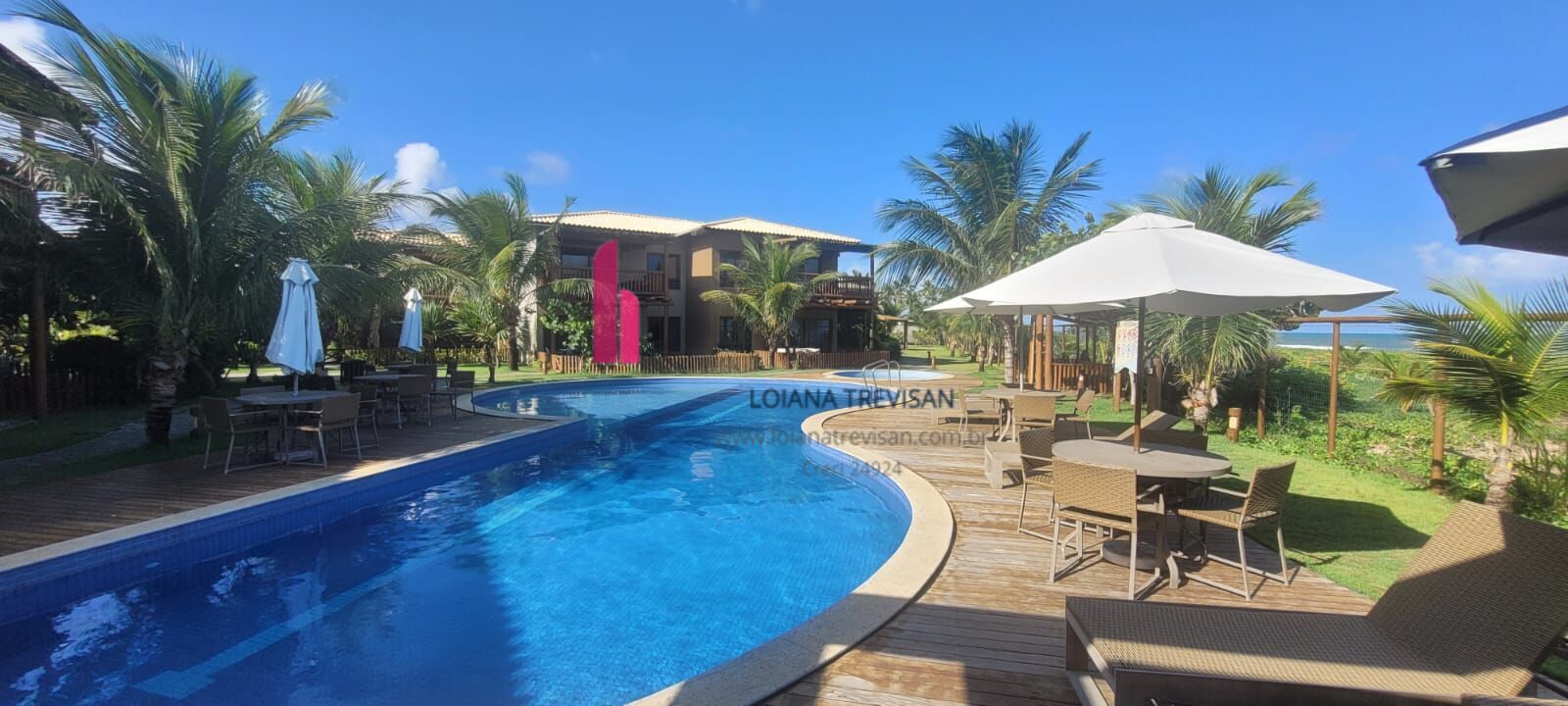 Linda unidade com VISTA MAR e GARDEN . Casa com GARDEN 3 suítes a VENDA em ITACIMIRIM. Litoral Norte BAHIA