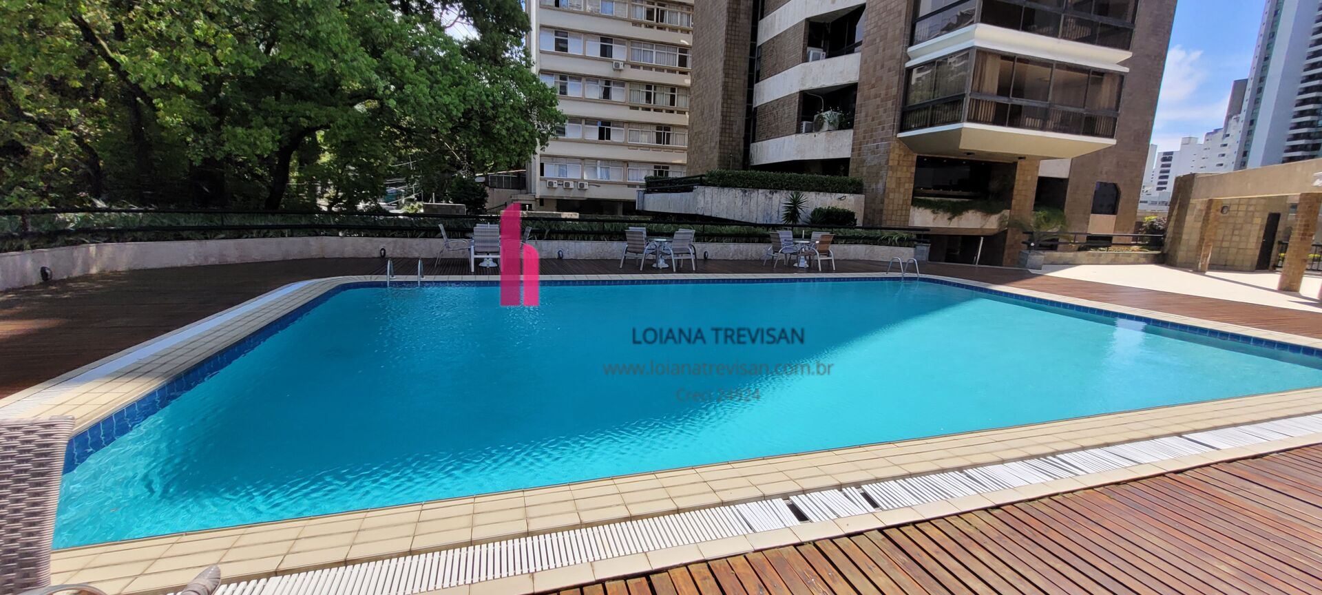 Apartamento 4 suítes sala ampla 5 vagas Edifício Alto Padrão com piscina na GRAÇA , Salvador/BA