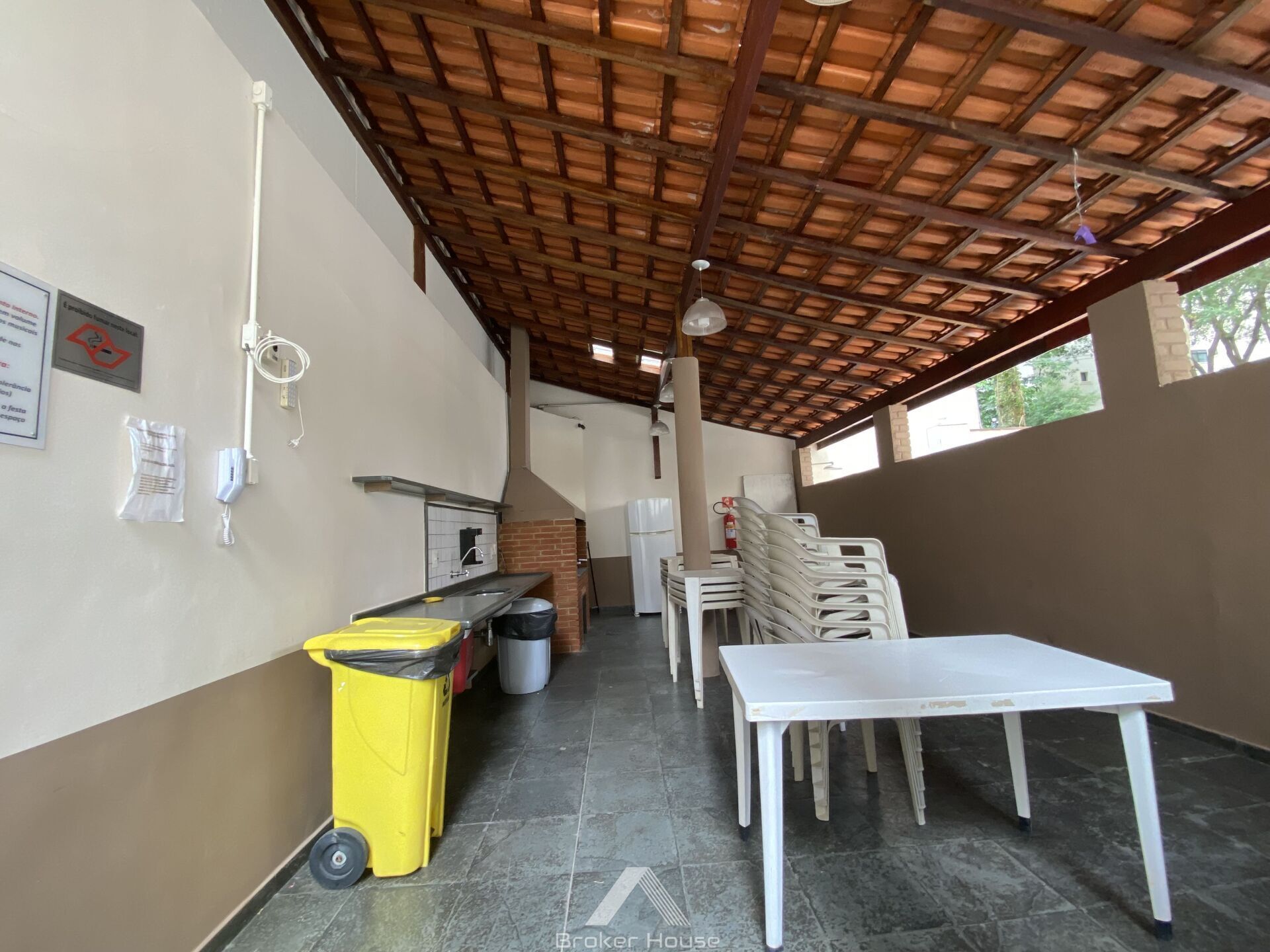 Apartamento à venda com 2 quartos, 56m² - Foto 21