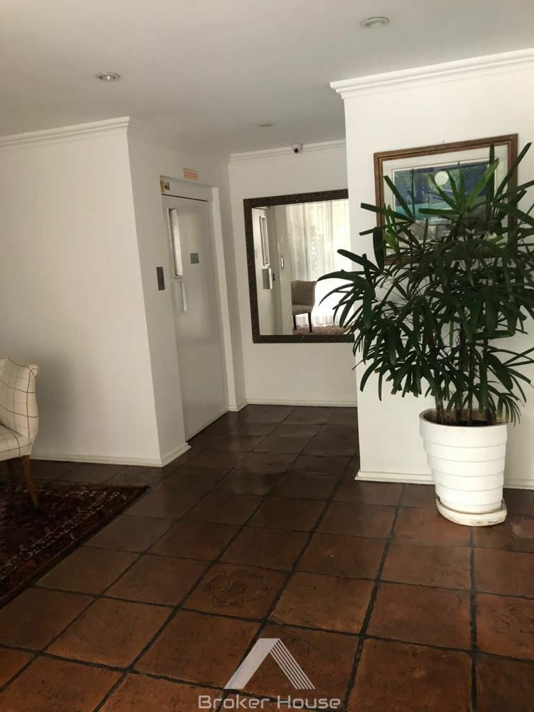 Apartamento à venda com 3 quartos, 108m² - Foto 7