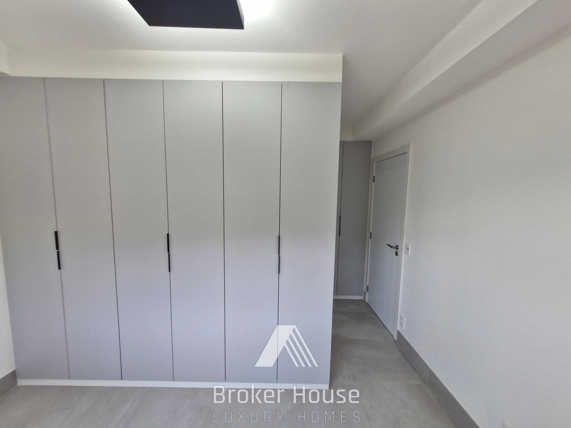 Apartamento à venda com 3 quartos, 143m² - Foto 22