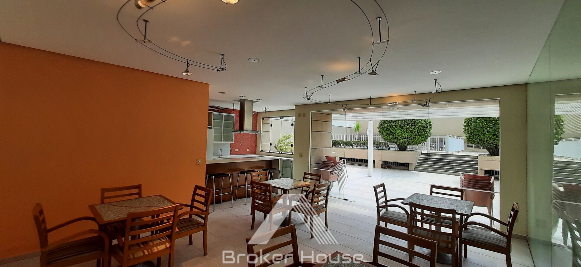 Cobertura à venda com 2 quartos, 93m² - Foto 42