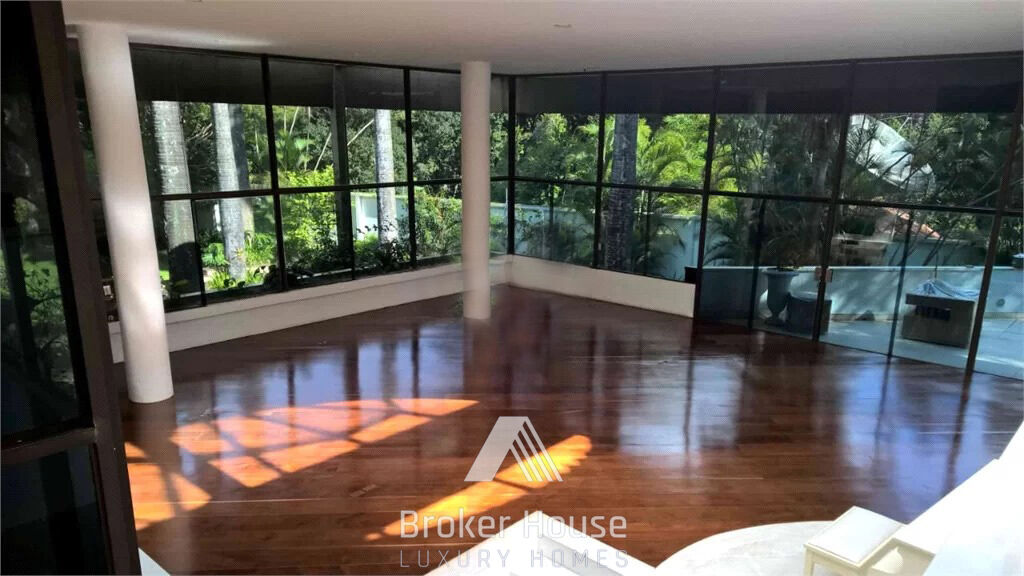 Casa à venda com 4 quartos, 850m² - Foto 25