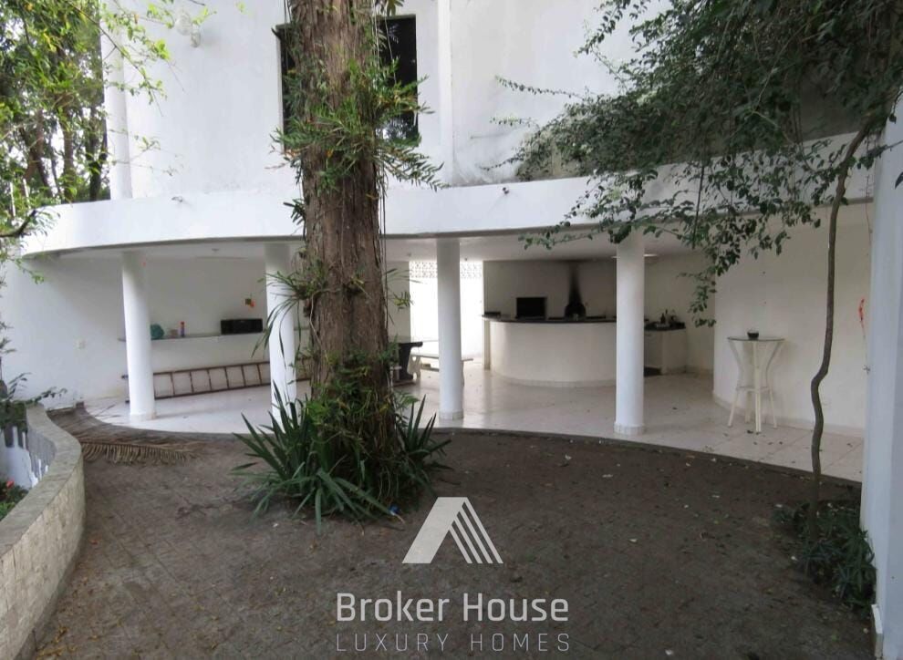 Casa à venda com 4 quartos, 850m² - Foto 9