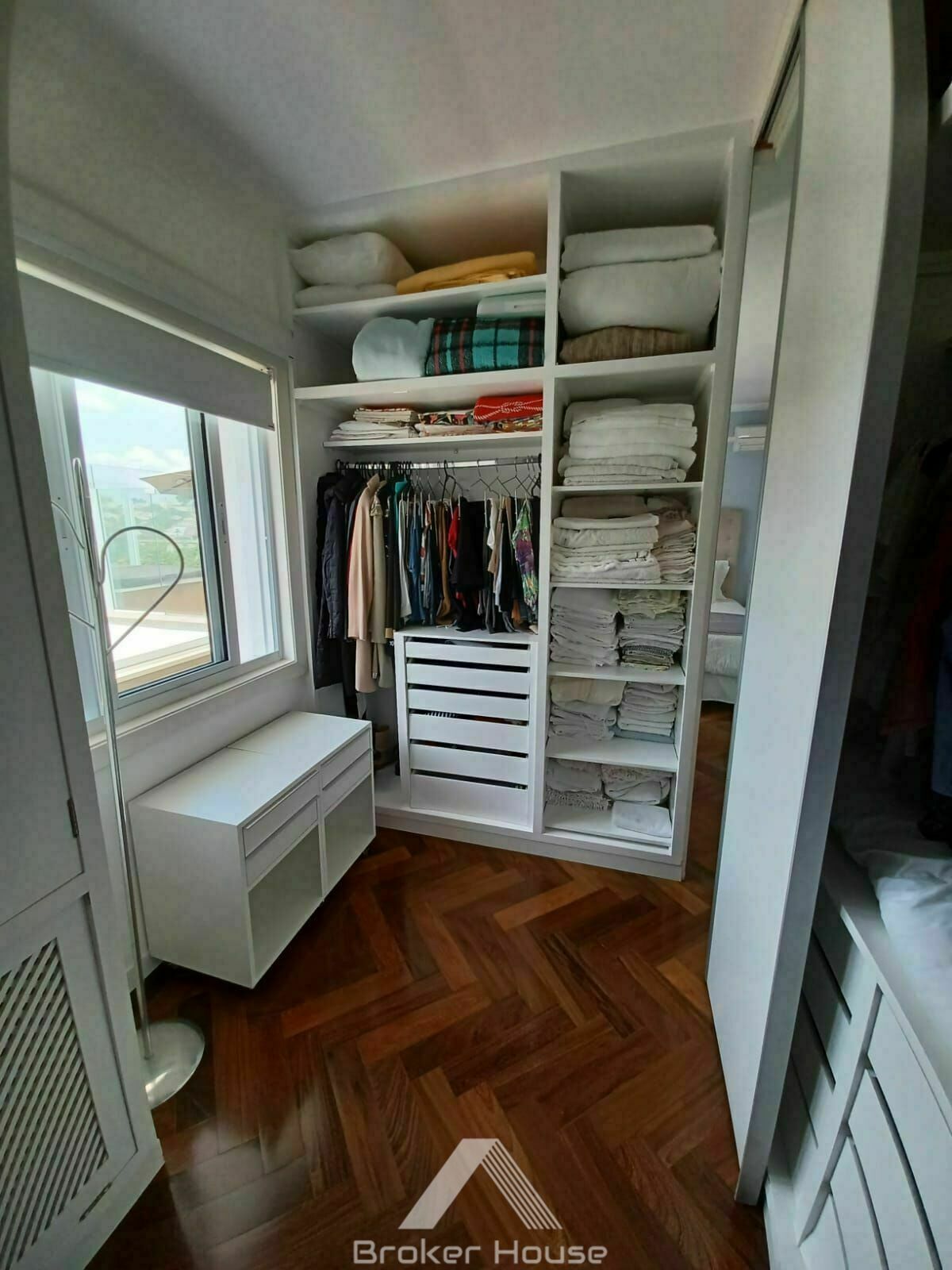 Casa à venda com 3 quartos, 300m² - Foto 31