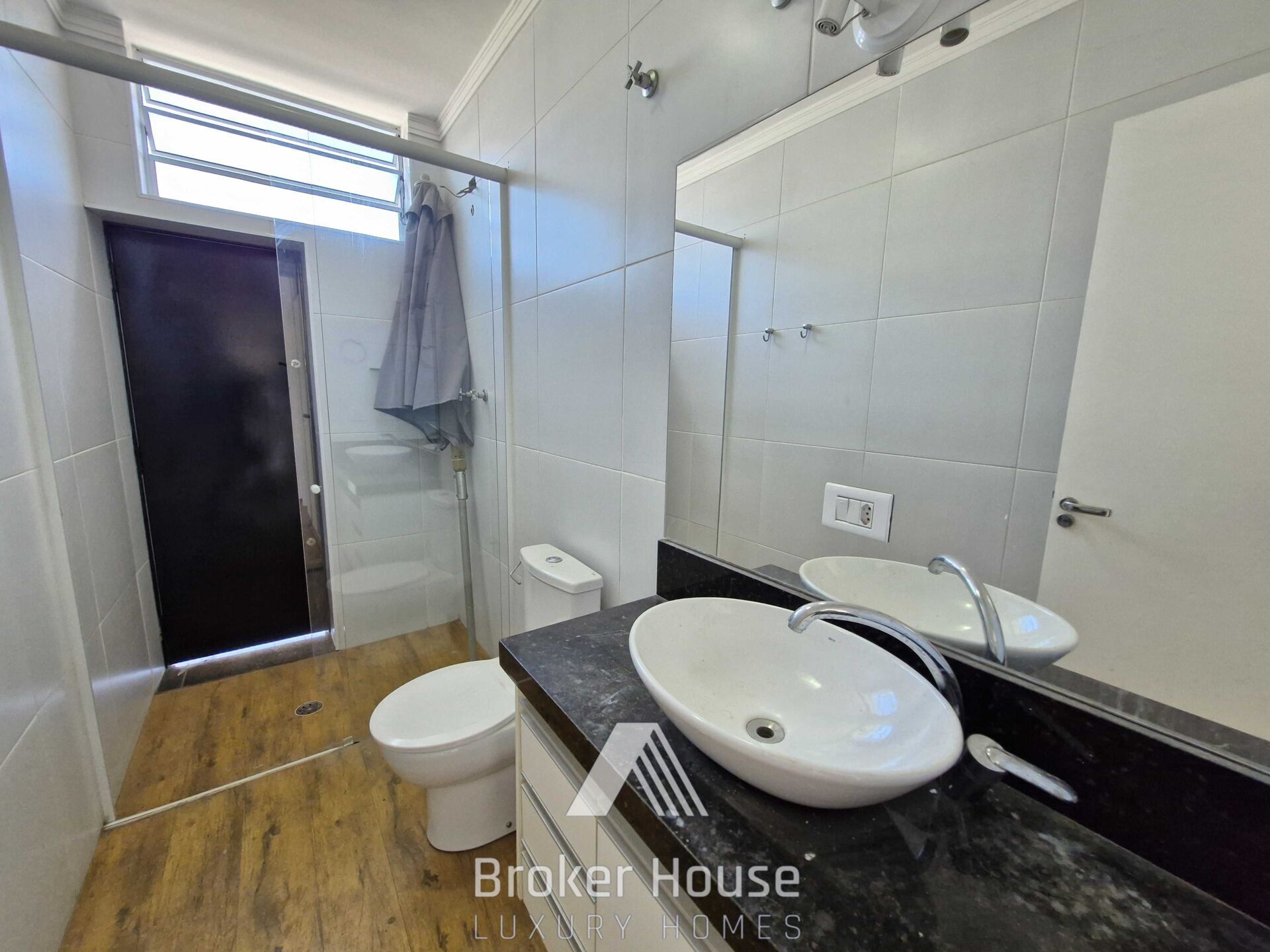 Casa para alugar com 3 quartos, 330m² - Foto 37