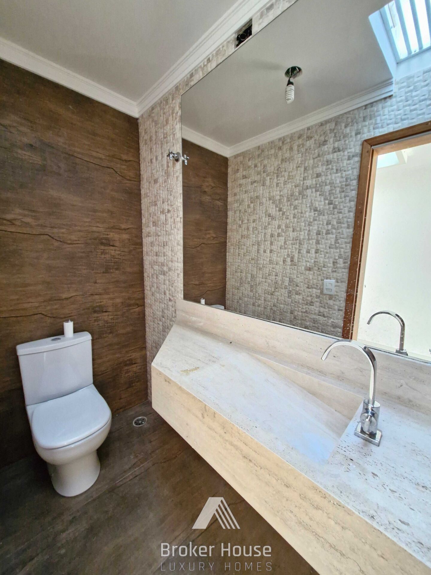 Casa para alugar com 3 quartos, 330m² - Foto 41