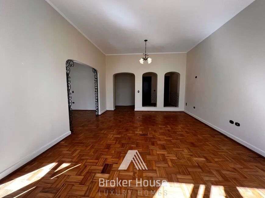 Apartamento à venda com 3 quartos, 207m² - Foto 1