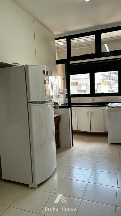 Apartamento à venda com 3 quartos, 128m² - Foto 19