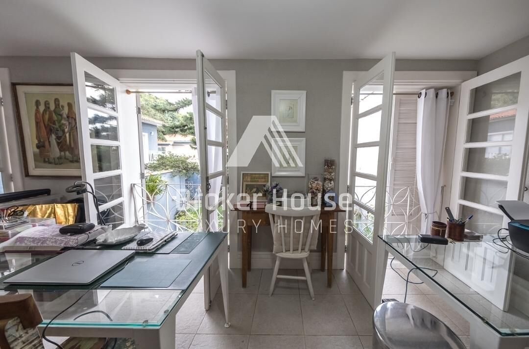 Casa à venda com 3 quartos, 270m² - Foto 34