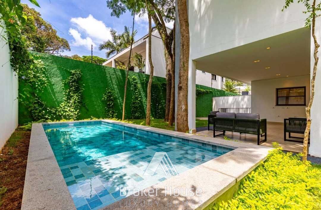 Casa de Condomínio à venda com 4 quartos, 435m² - Foto 2