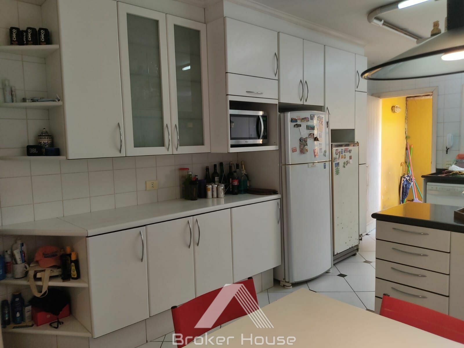 Casa para alugar com 4 quartos, 320m² - Foto 37