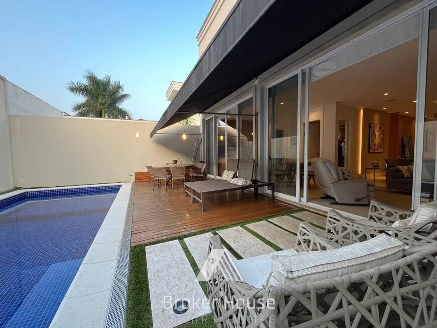 Casa de Condomínio à venda com 5 quartos, 310m² - Foto 2