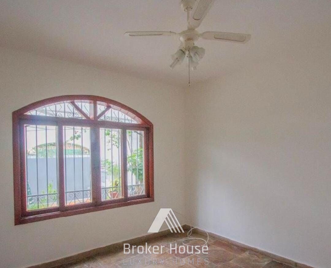 Casa, 4 quartos, 300 m² - Foto 4