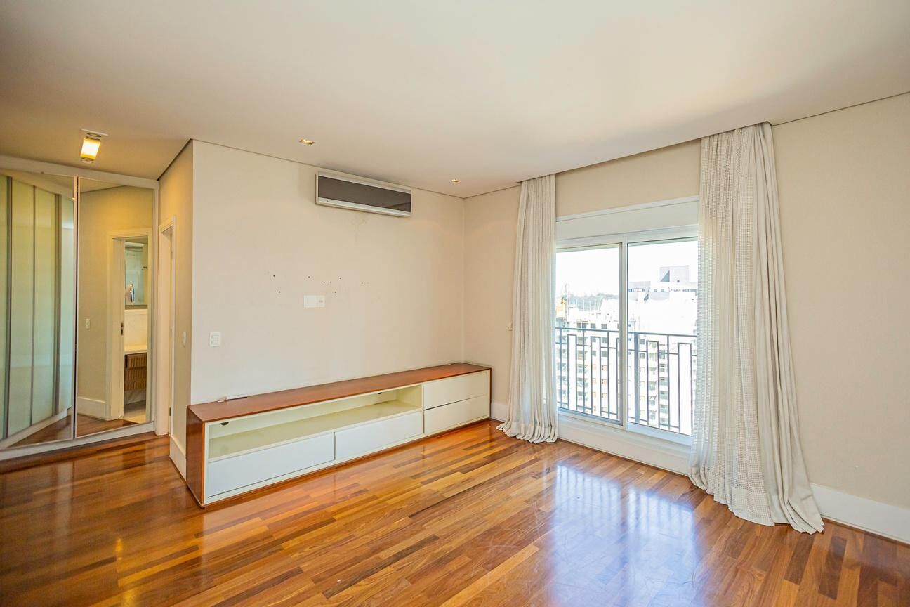 Apartamento para alugar com 2 quartos, 236m² - Foto 14