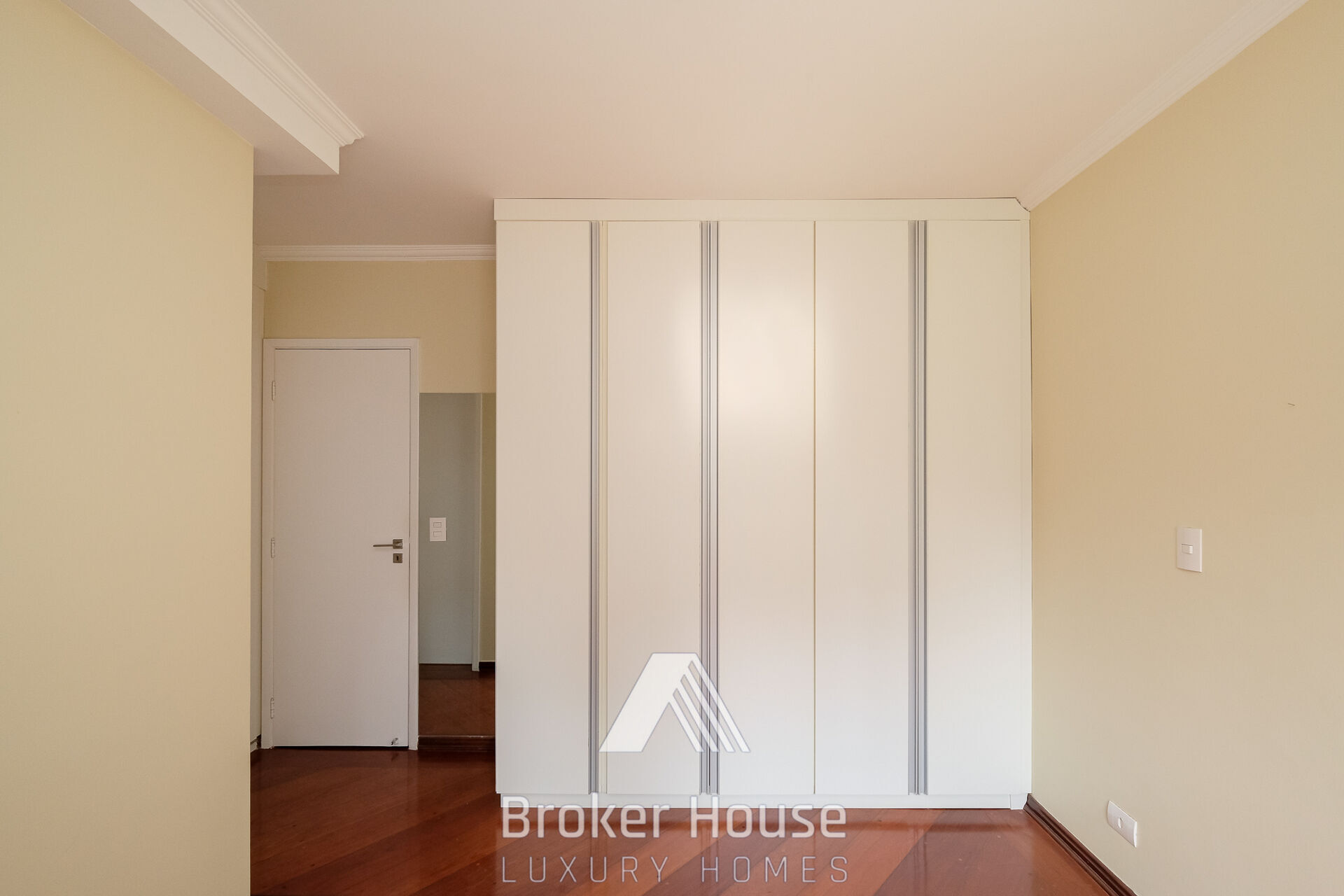 Apartamento à venda com 3 quartos, 215m² - Foto 21