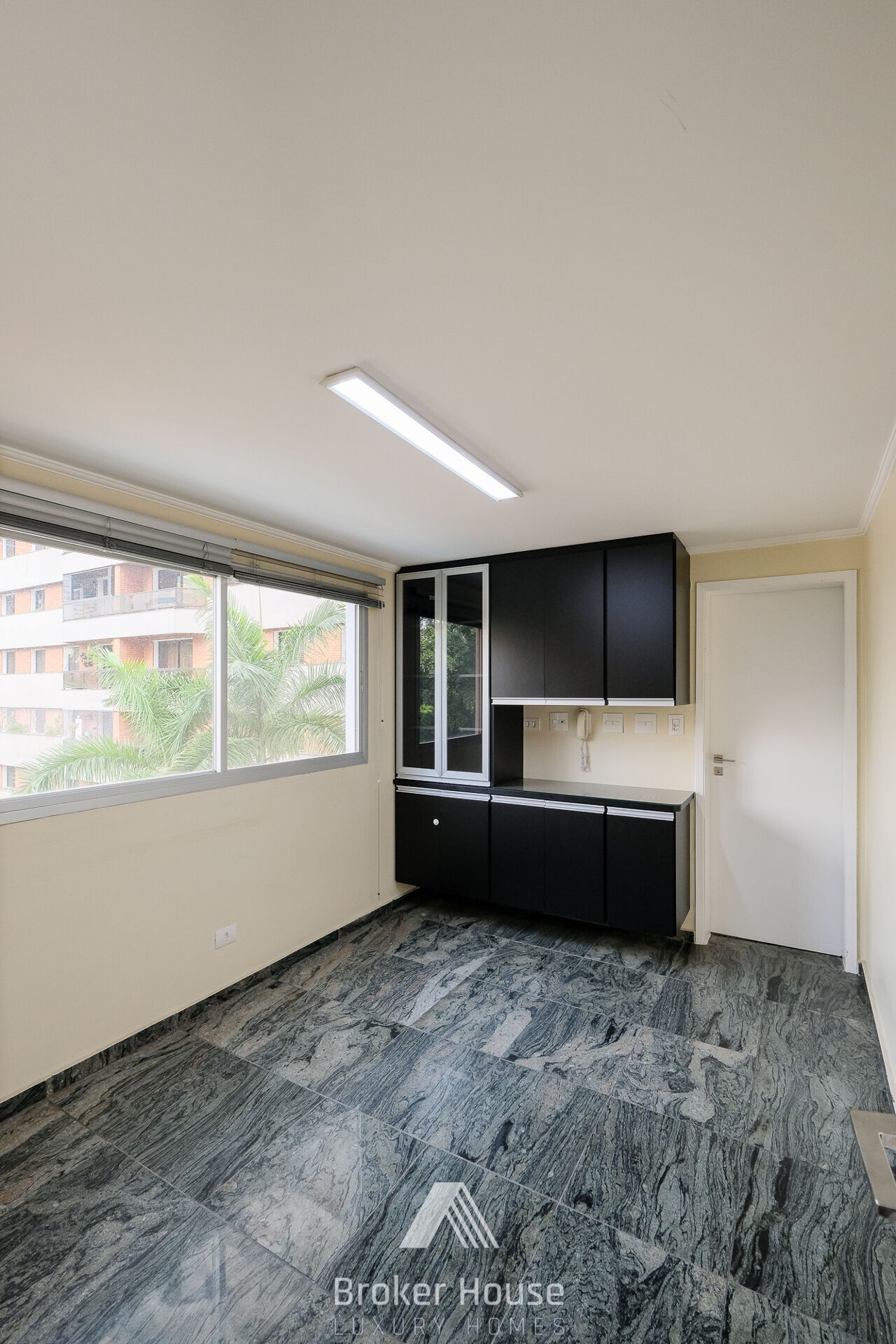 Apartamento à venda com 3 quartos, 215m² - Foto 34