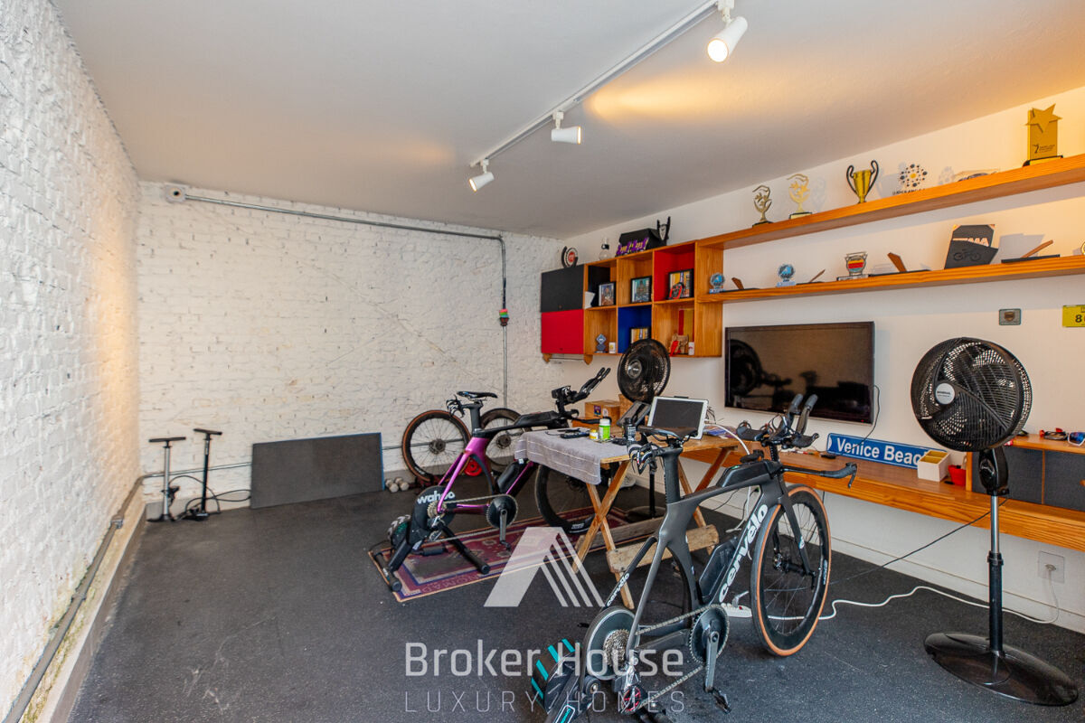 Casa, 3 quartos, 256 m² - Foto 25