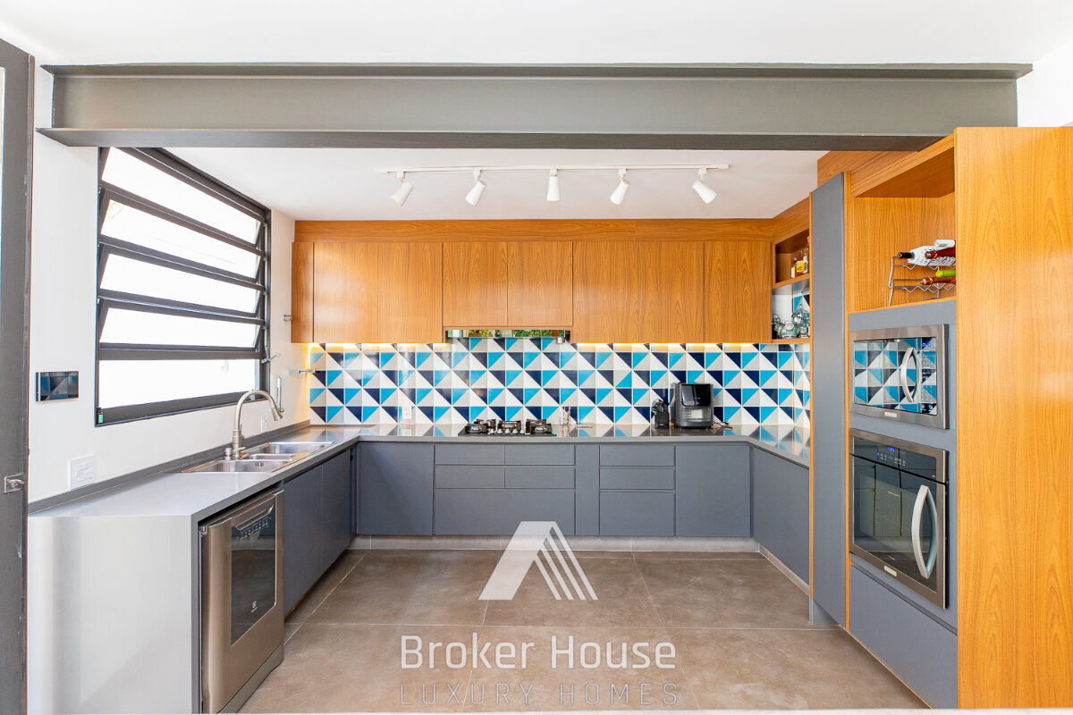 Casa, 3 quartos, 256 m² - Foto 23