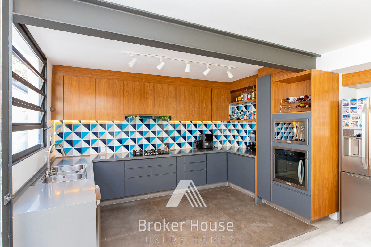 Casa, 3 quartos, 256 m² - Foto 22