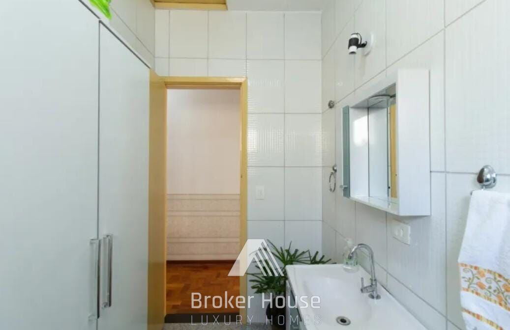 Casa à venda com 4 quartos, 164m² - Foto 18