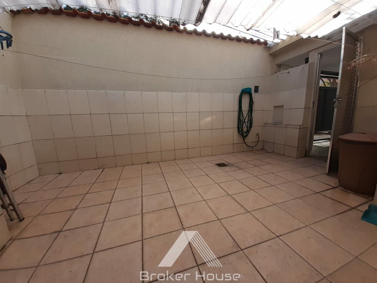 Casa à venda com 3 quartos, 238m² - Foto 26